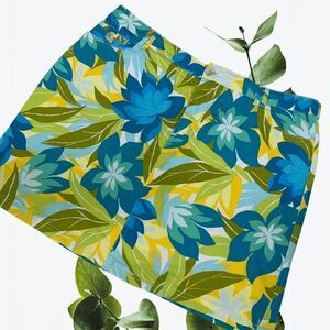 Croft & barrow Women's size 18 Yellow blue green tropical floral Skort Skirt